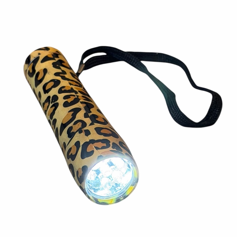 10/$25🦋 Leopard Print Mini Flashlight with Wrist Strap
